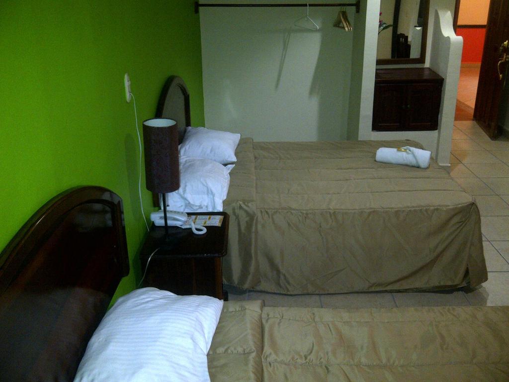 Hotel Cibeles La Ceiba Pokoj fotografie